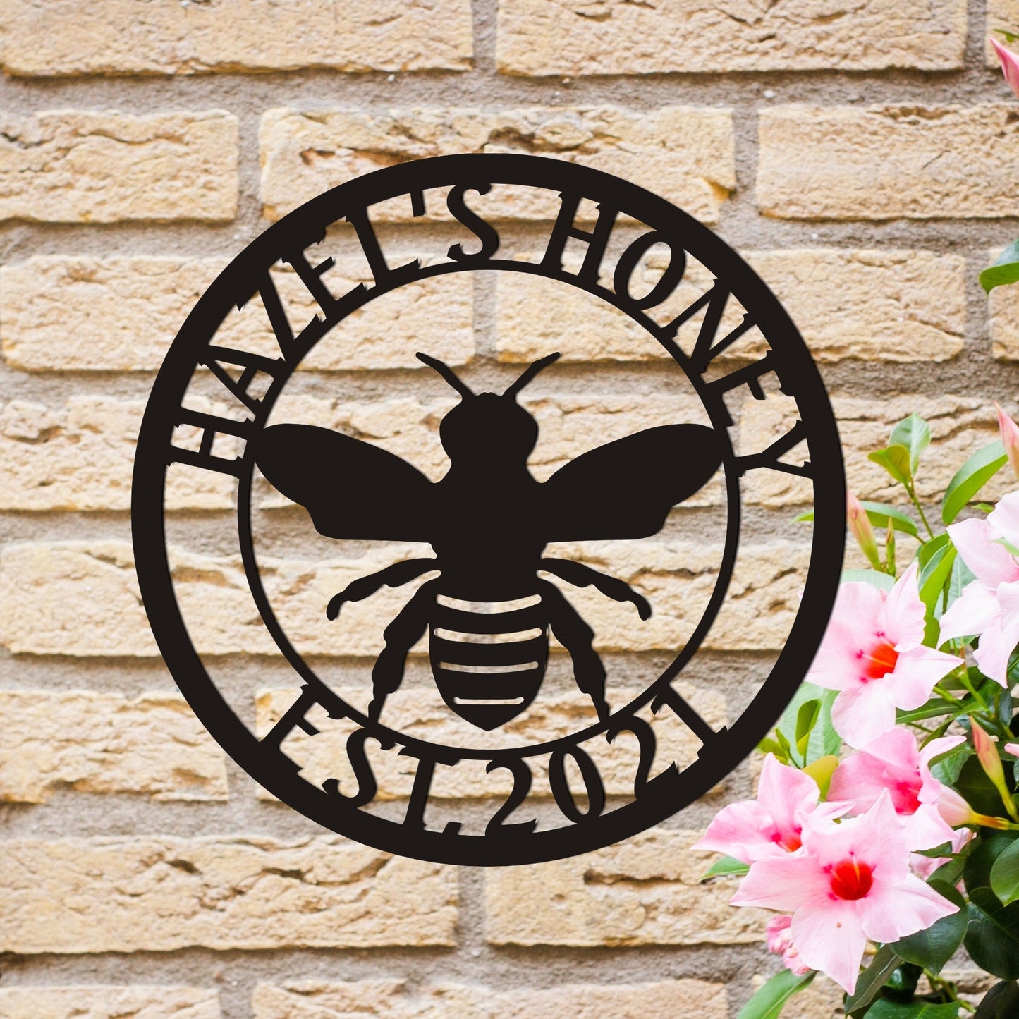 Personalized Honey Bee Sign, Farm Sign with established, Honey Bee Family Name, Custom Metal name, Best Anniversary Gift, Christmas Gift